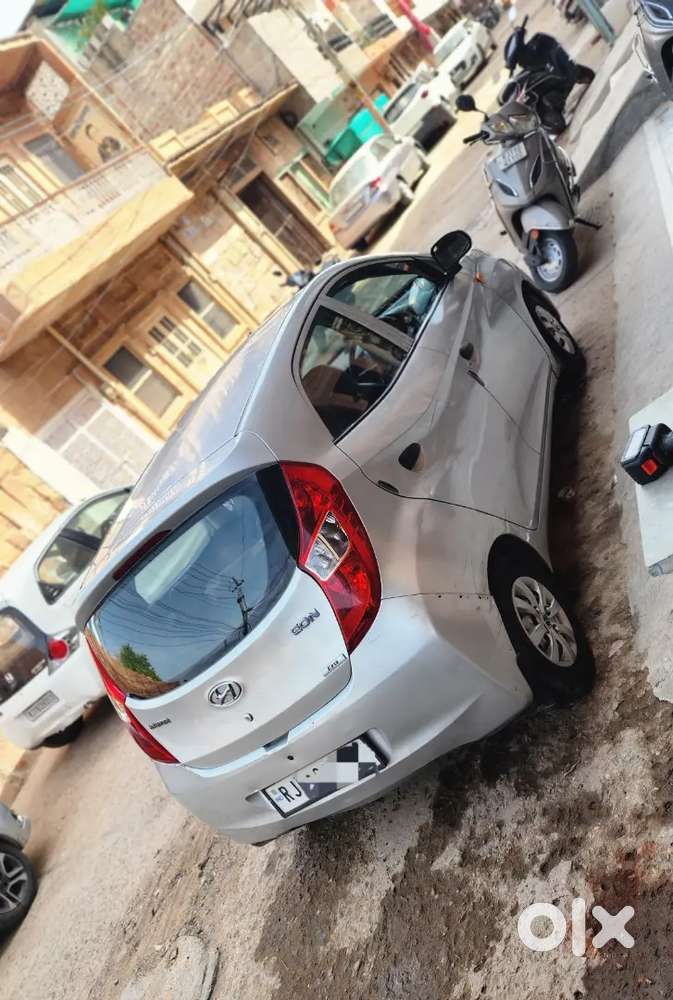 Hyundai Eon 2016 2nd Owner Original Colour Showroom Condition