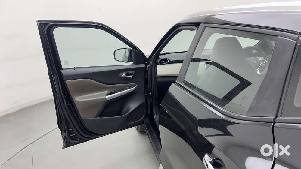 Nissan Magnite Xv Turbo, 2021, Petrol