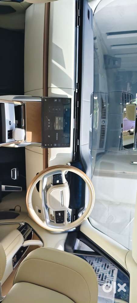 Land Rover Range Lwb 4.4 Sdv8 Autobiography, 2024, Petrol