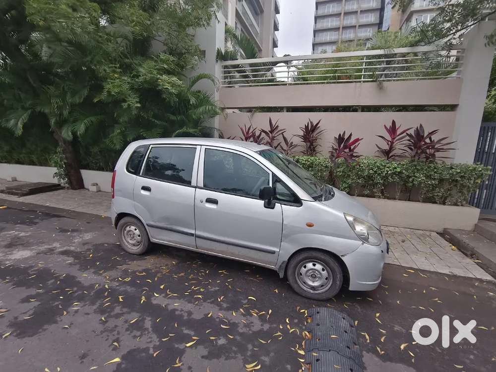 Maruti Suzuki Zen Estilo 2011