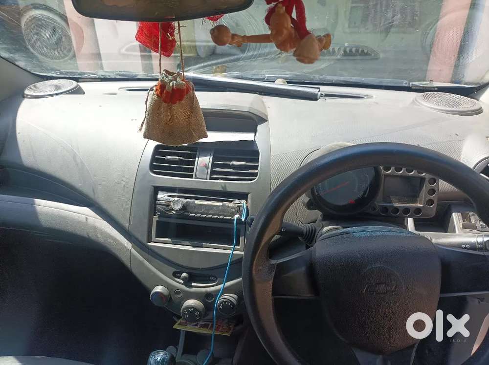 Chevrolet Beat Petrol 2012