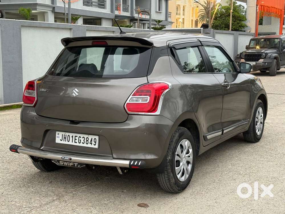 Maruti Suzuki Swift Vvt Vxi, 2021, Petrol