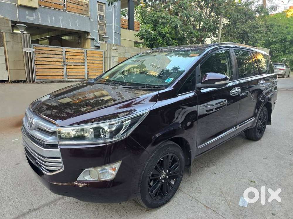 Toyota Innova Crysta 2.4 V 7 Str, 2017, Diesel