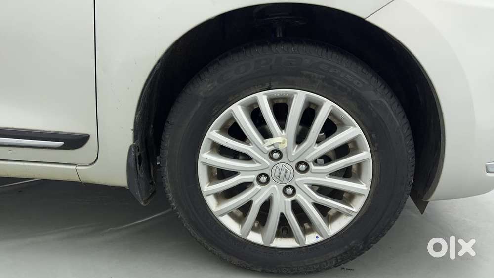 Maruti Suzuki Dzire 1.2 Zxi Amt, 2017, Petrol
