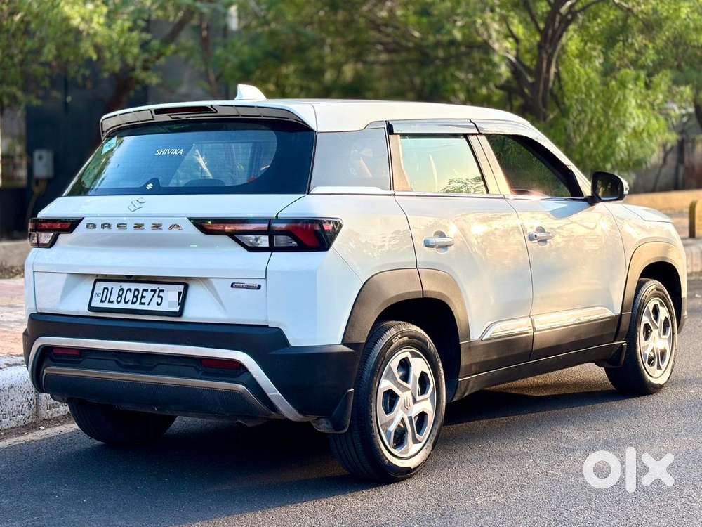Maruti Suzuki Brezza 1.5 Vxi Cng, 2023, Cng & Hybrids