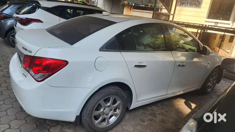 Chevrolet Cruze 2011 Diesel 98000 Km Driven