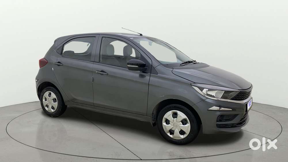 Tata Tiago 1.2 Revotron Xt Option, 2023, Petrol