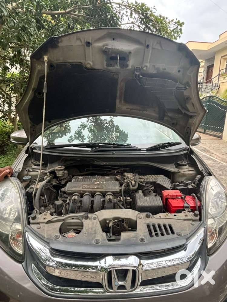 Honda Amaze Petrol 2016 Variant