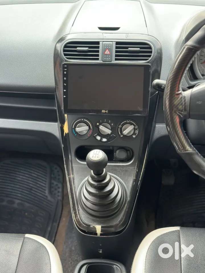 Maruti Suzuki Ritz Lxi, 2009, Petrol