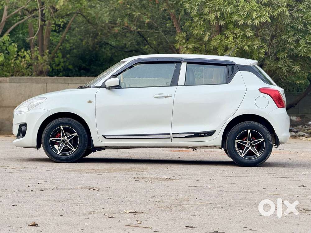 Maruti Suzuki Swift Lxi Optional-o, 2020, Petrol