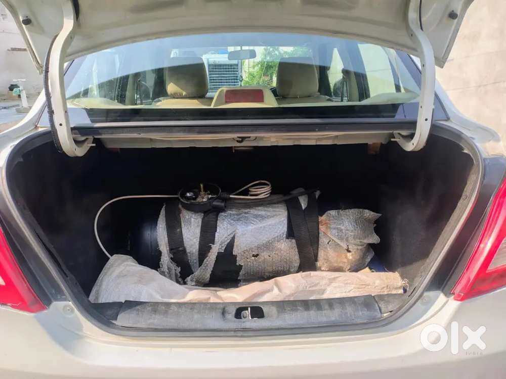 Maruti Suzuki Swift Dzire 2013 Petrol 98000 Km Driven