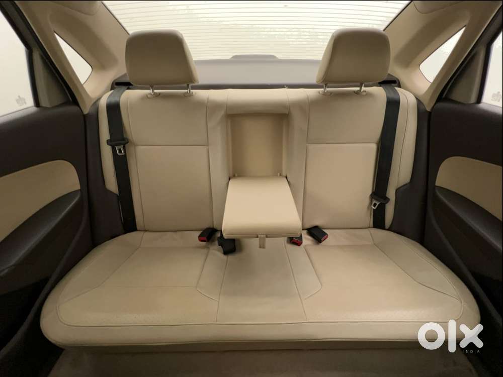 Volkswagen Vento 2010-2013 Petrol Highline, 2014, Petrol