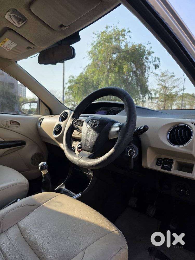 Toyota Etios 1.5 Vx, 2016, Petrol