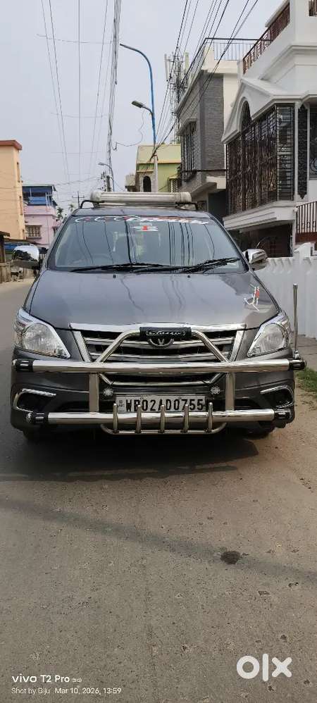 Toyota Innova 2013 Diesel 89000 Km Driven