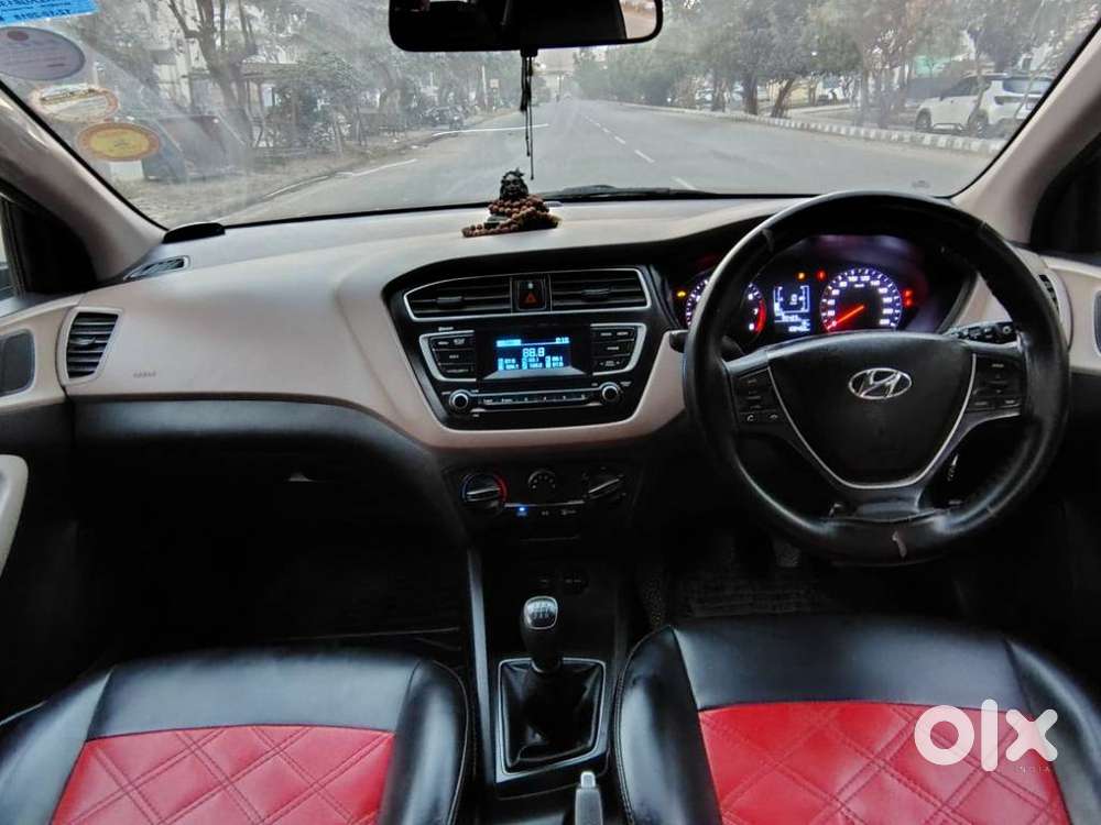 Hyundai I20 Sportz 1.2 Mt, 2018, Petrol
