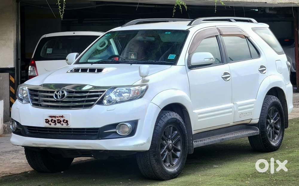 Toyota Fortuner 2015 Diesel Well Maintained