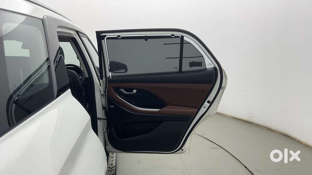 Hyundai Alcazar Platinum, 2022, Petrol