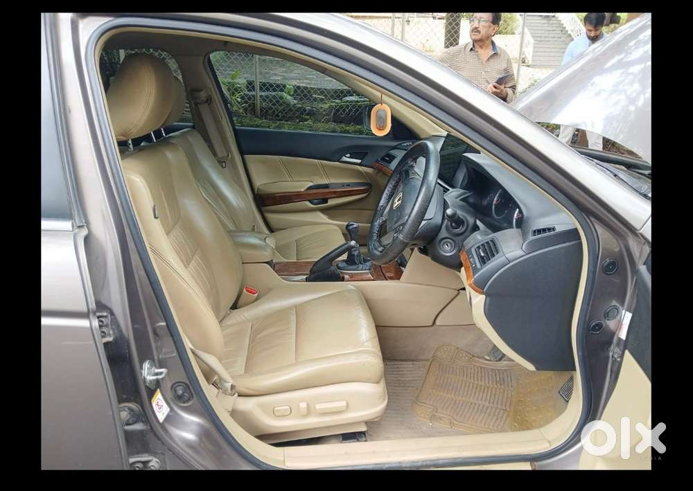 Honda Accord Petrol 2013 Top Model