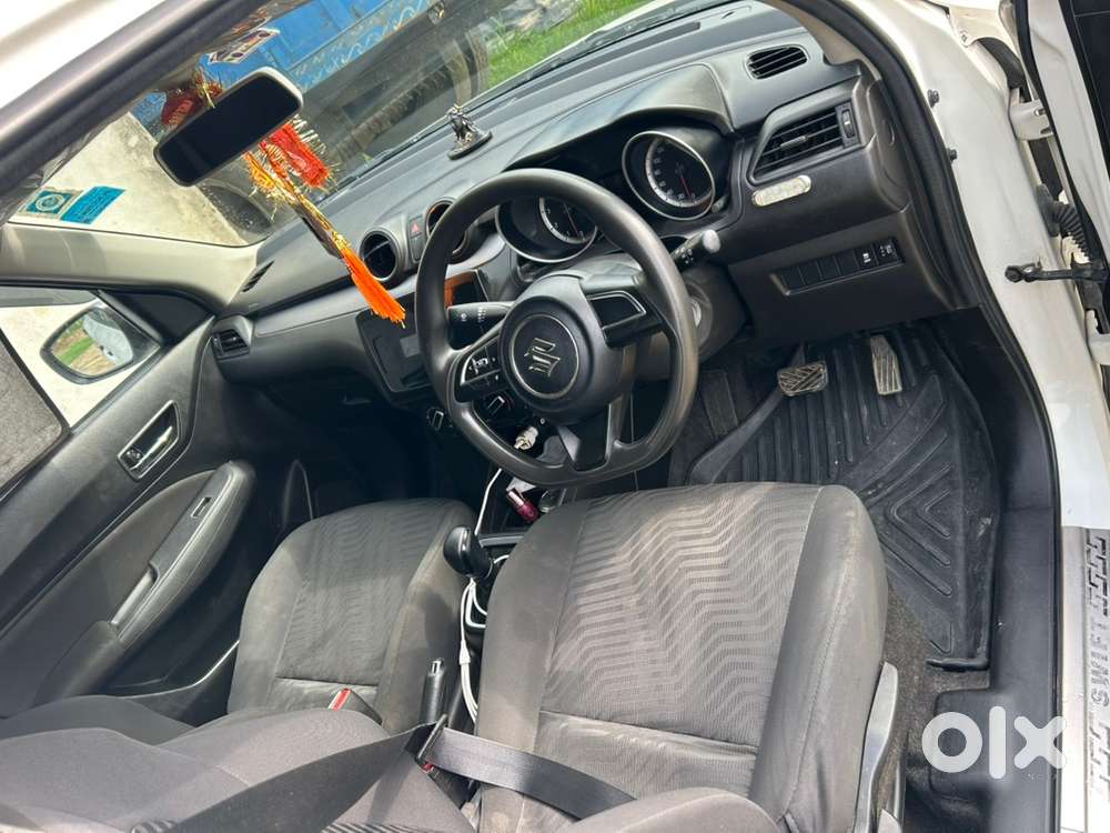 Maruti Suzuki Swift Petrol 2023