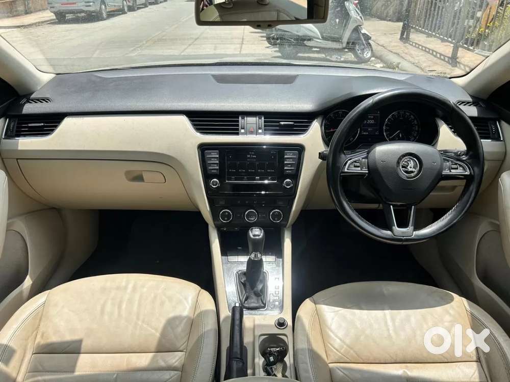 Skoda Octavia 1.8 Tsi Style Plus At, 2016, Petrol