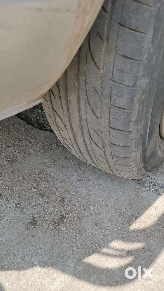 Tavera 2013
 Insurance 2027
10 Setar
Power Windows 
Goog Condition