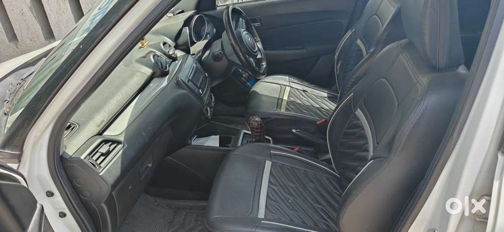 Maruti Suzuki Swift Vxi 1.2 Abs Bs-iv, 2018, Petrol