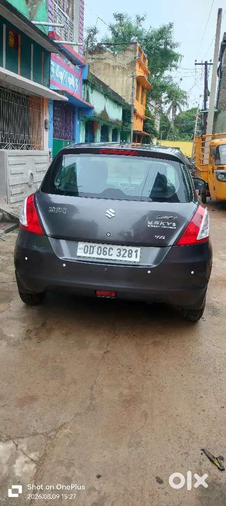 Swift 2016 Petrol Car