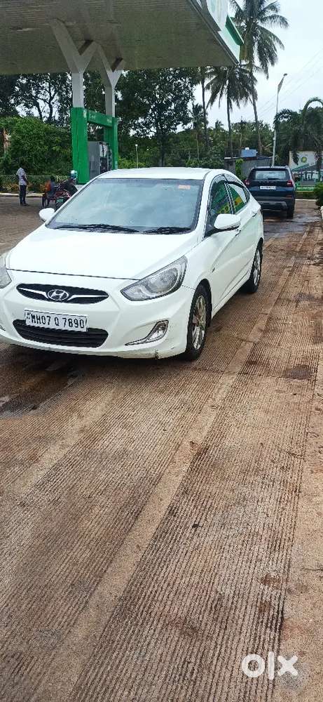 Hyundai Verna 2012 Diesel 130000 Km Driven