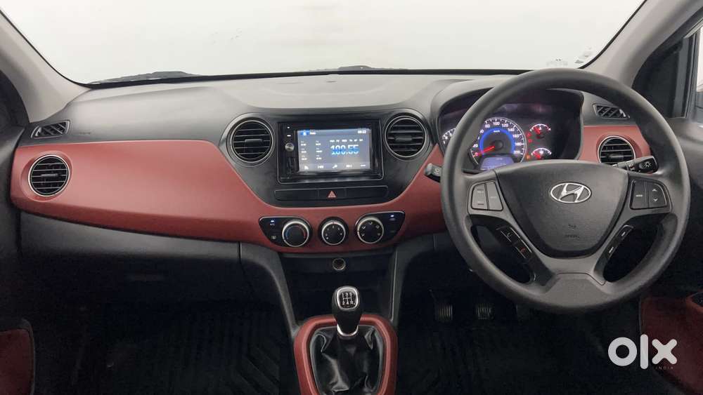 Hyundai Grand I10 Nios Sportz Diesel At, 2016, Petrol