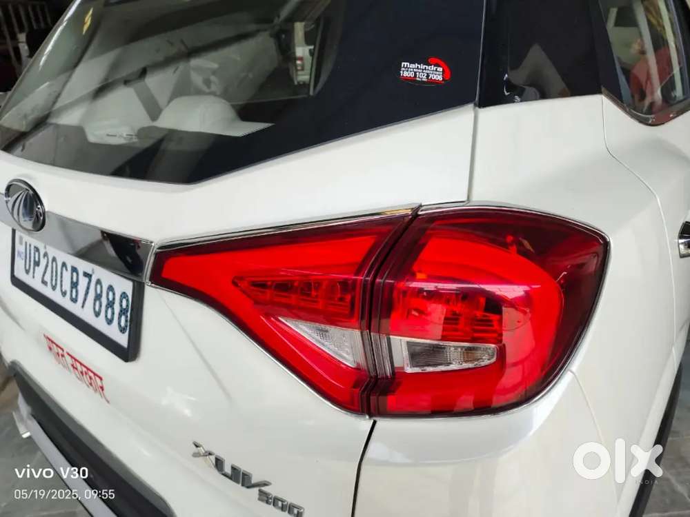 Mahindra Xuv300 Turbosport 2022 Petrol 8000 Km Driven