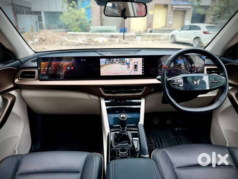 Mahindra Xuv 7xo Ax7, 2026, Petrol