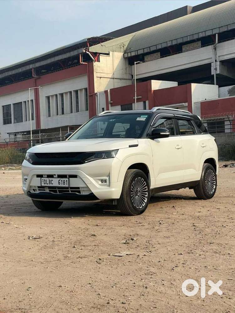 Maruti Suzuki Brezza 1.5 Zxi Smart Hybrid, 2024, Petrol