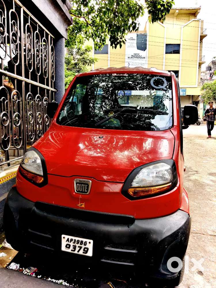 Qute Bajaj
