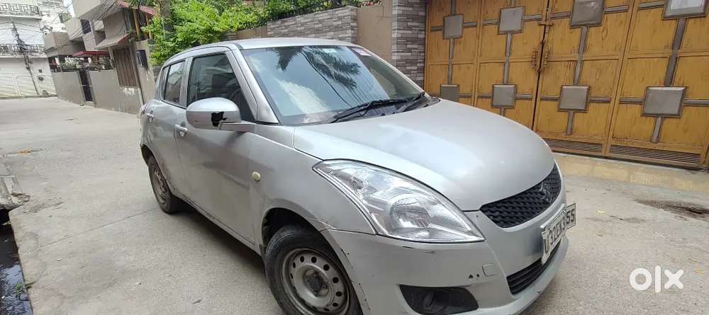 Maruti Suzuki Swift 2012 Petrol 83000 Km Driven