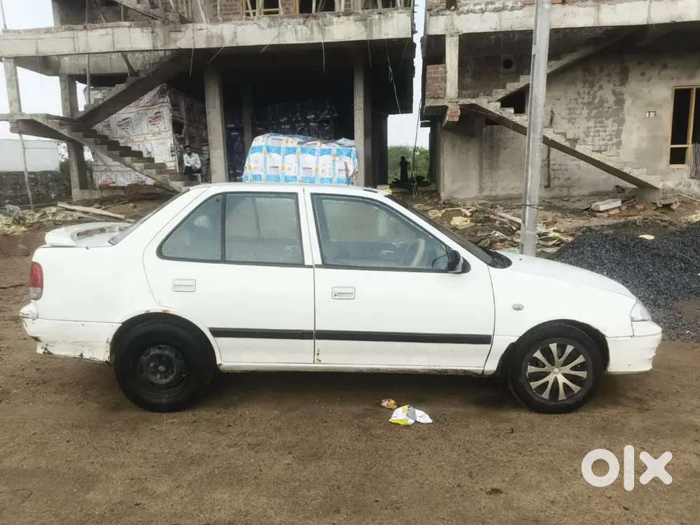 Maruti Suzuki Esteem 2007