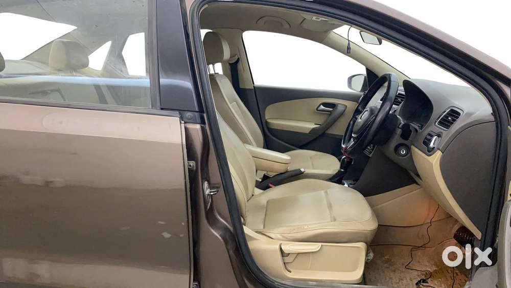 Volkswagen Vento 2010-2013 Petrol Highline At, 2016, Petrol