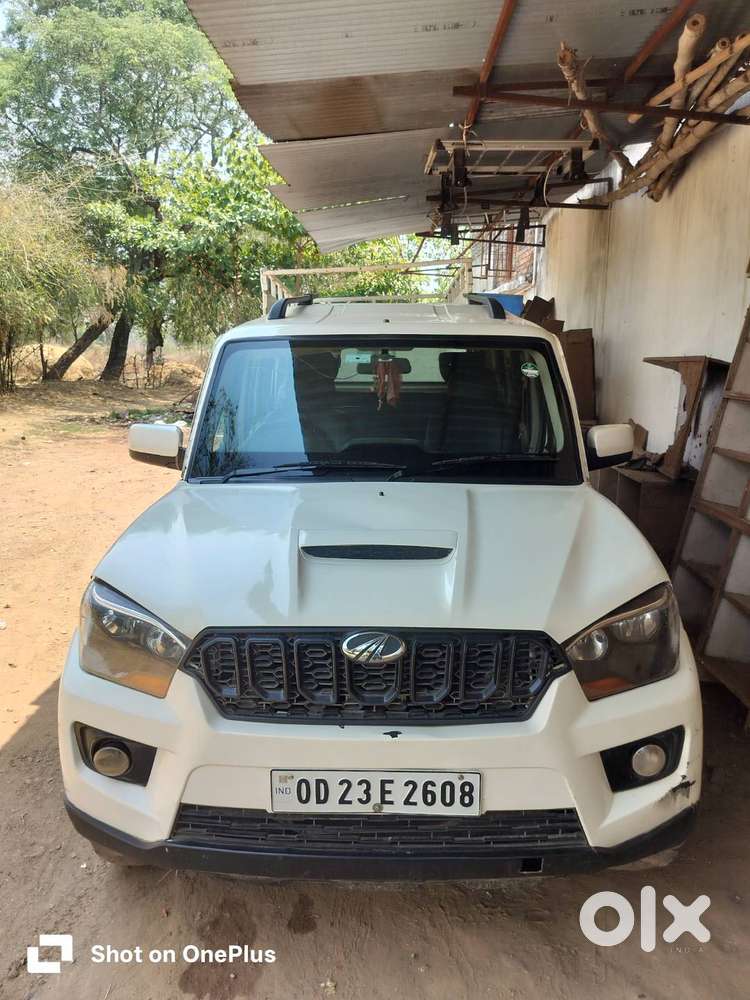 Mere Ko Gadi Bechna Hai