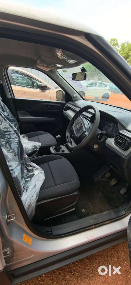 Tata Punch Pure, 2026, Petrol