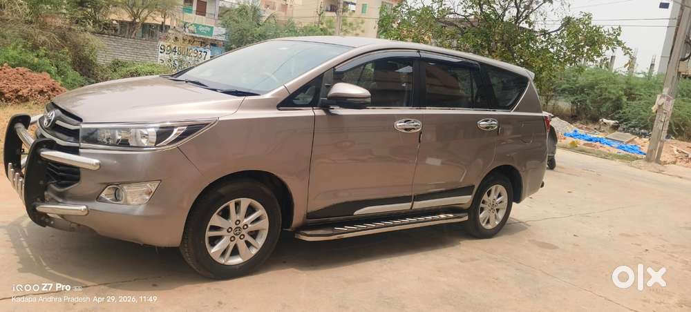 Toyota Innova Crysta 2.4 G Mt 8s, 2018, Diesel