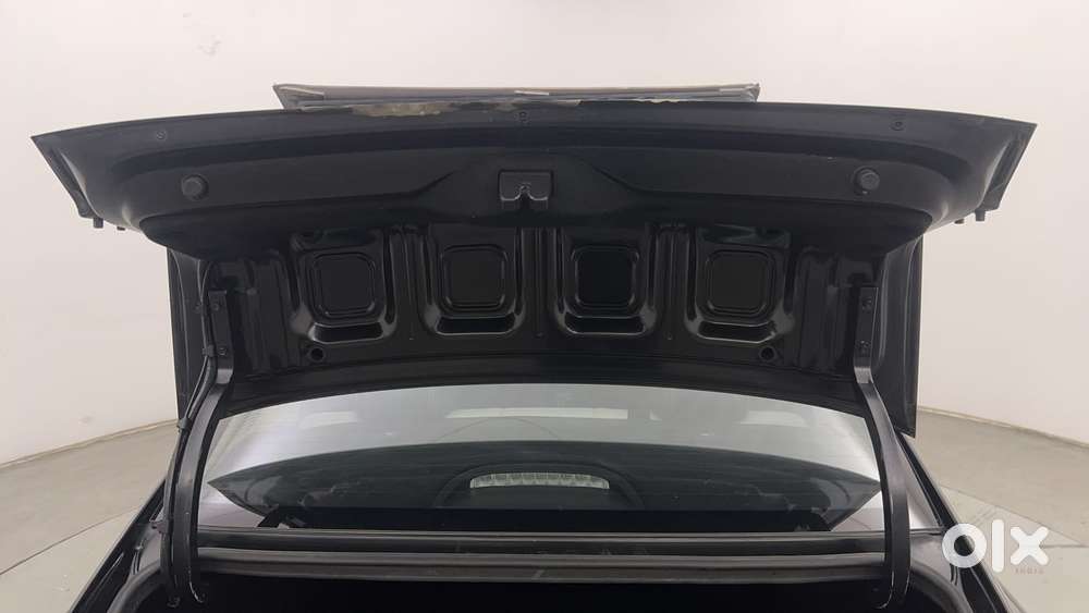 Hyundai Verna Sx 1.5 Petrol Ivt, 2024, Petrol