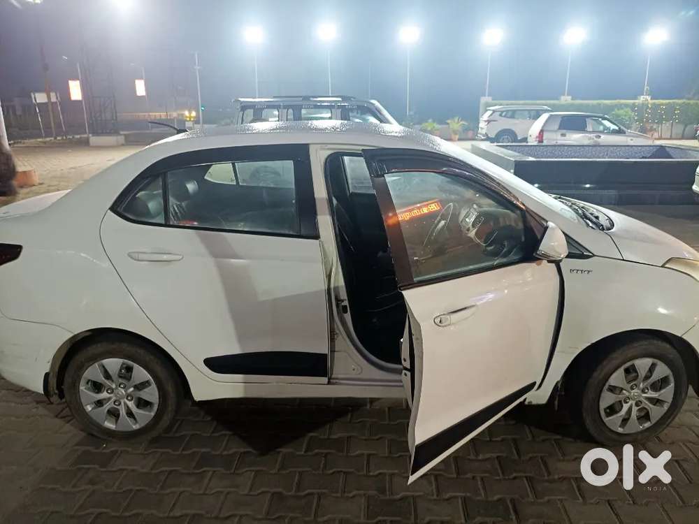 Hyundai Xcent 2016 Cng & Hybrids 67800 Km Driven