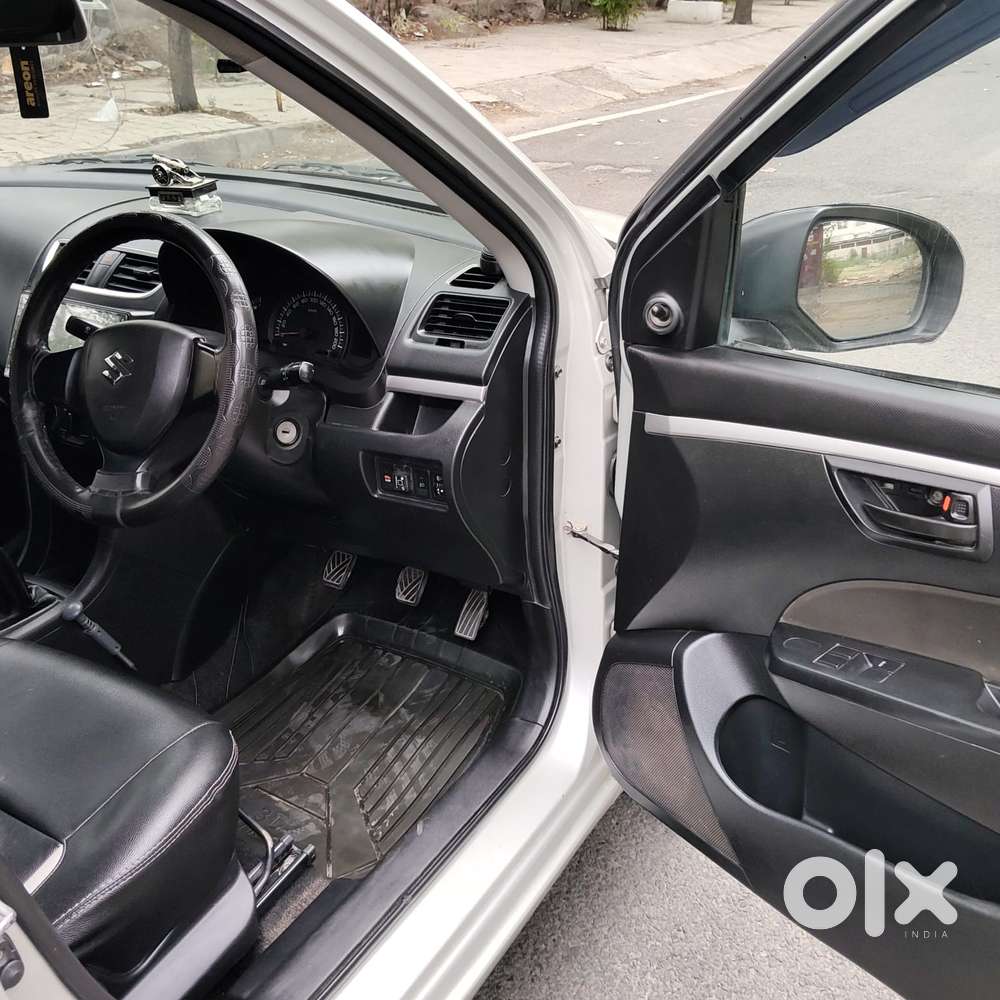 Maruti Suzuki Swift Lxi Optional-o, 2017, Cng & Hybrids