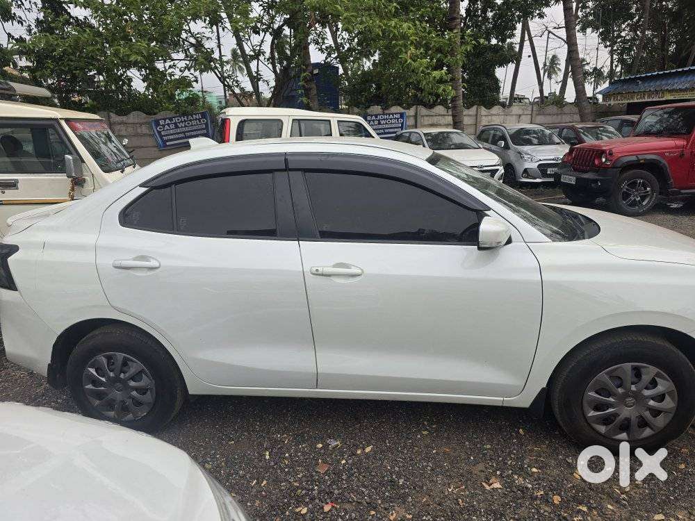 Maruti Suzuki Swift Dzire 1.3 Vxi, 2025, Petrol