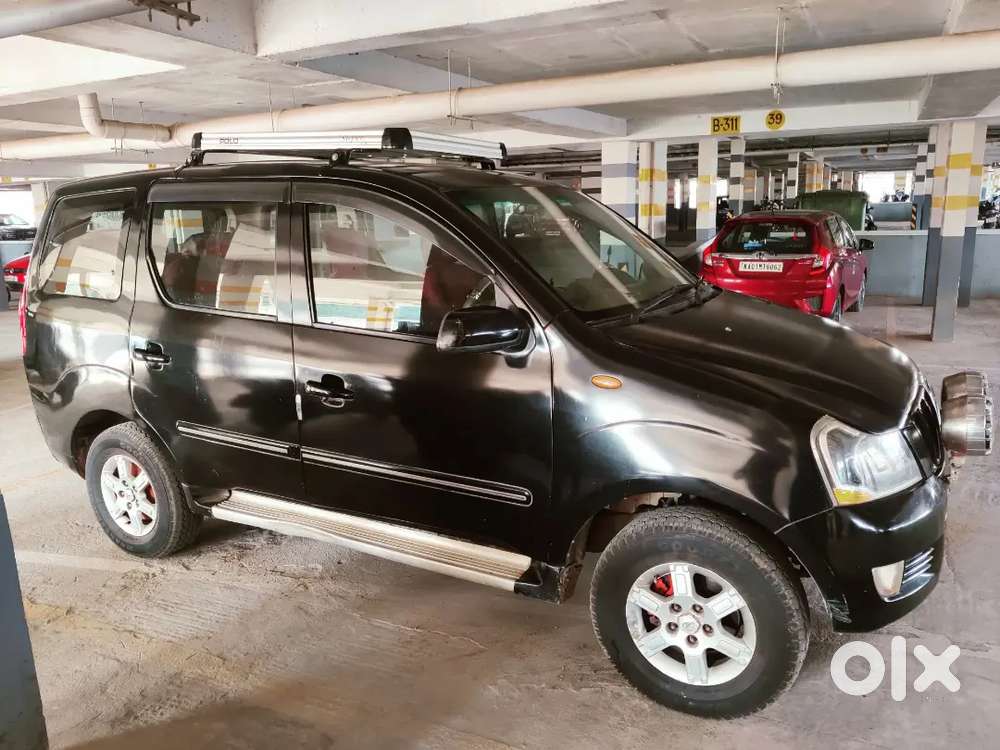 Mahindra Xylo E8 Abs (7 Seater)