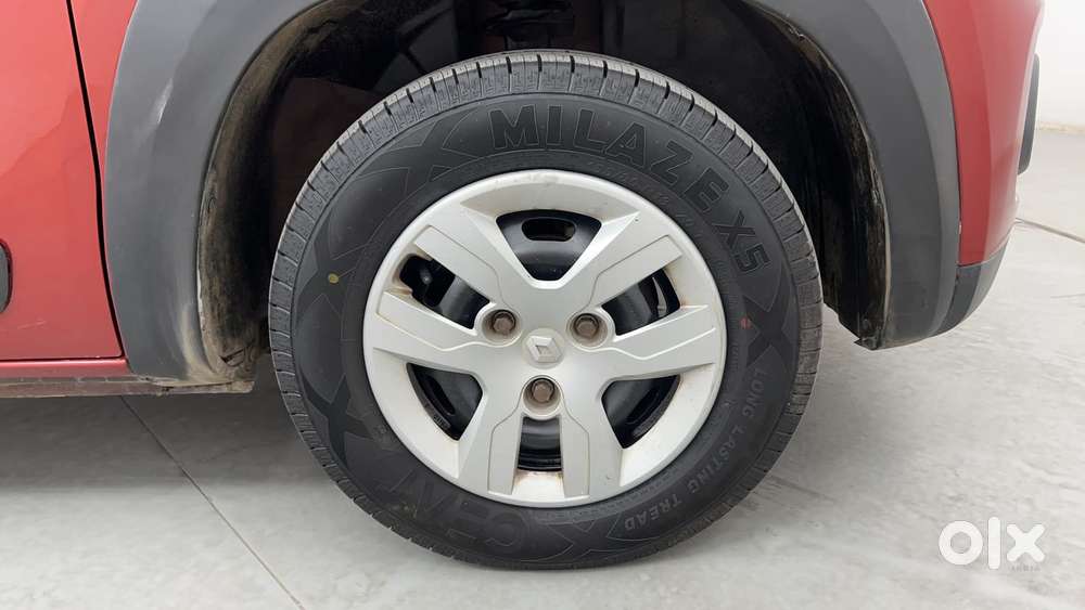 Renault Kwid 2019-ongoing 1.0 Rxt Amt (o), 2017, Petrol