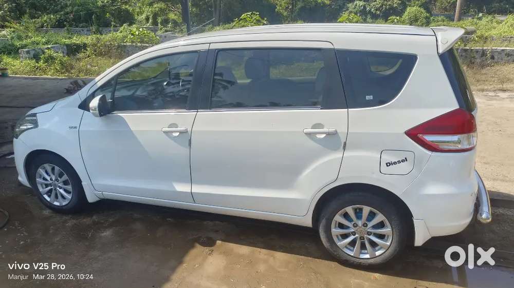 Maruti Suzuki Ertiga 2014 Diesel 80000 Km Driven