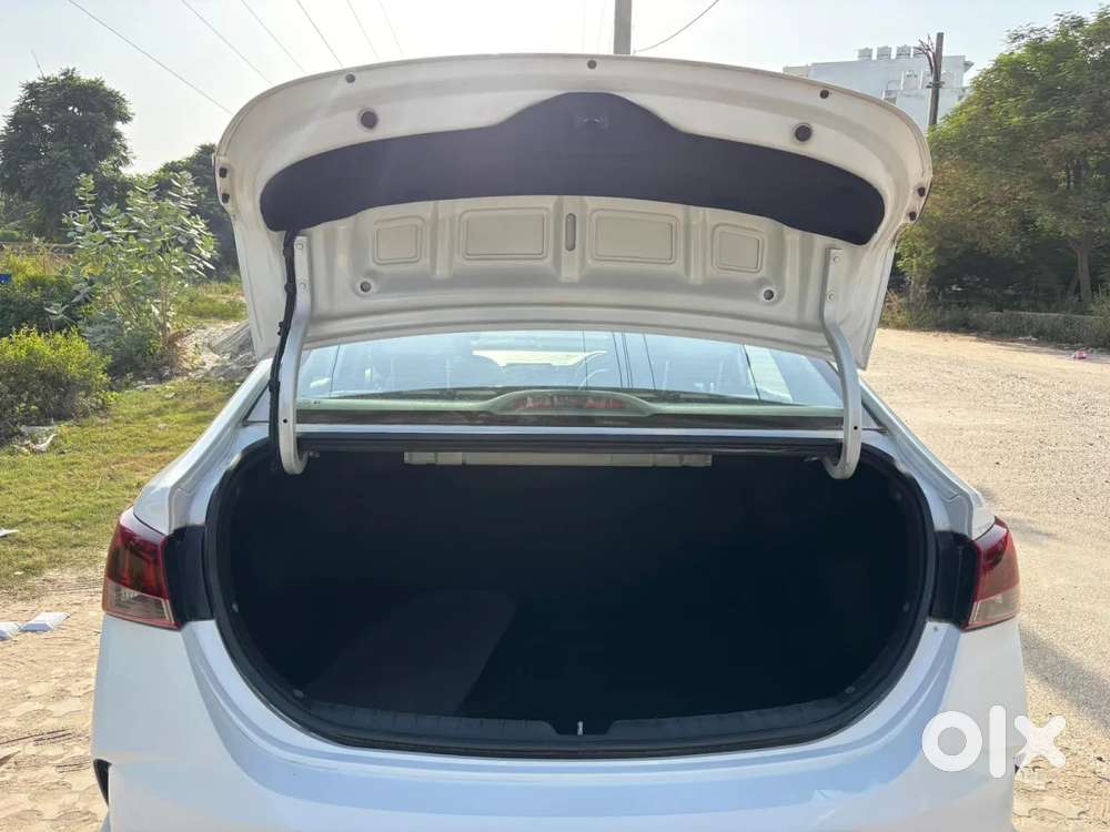 Hyundai Verna 1.5 Sx (o) Diesel At, 2021, Diesel