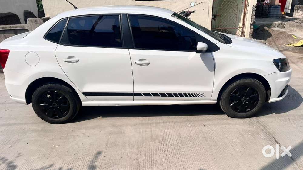 Volkswagen Ameo 2016 Petrol Well Maintained