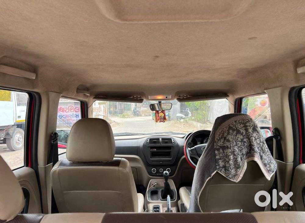 Mahindra Tuv 300 T4 Plus, 2019, Diesel