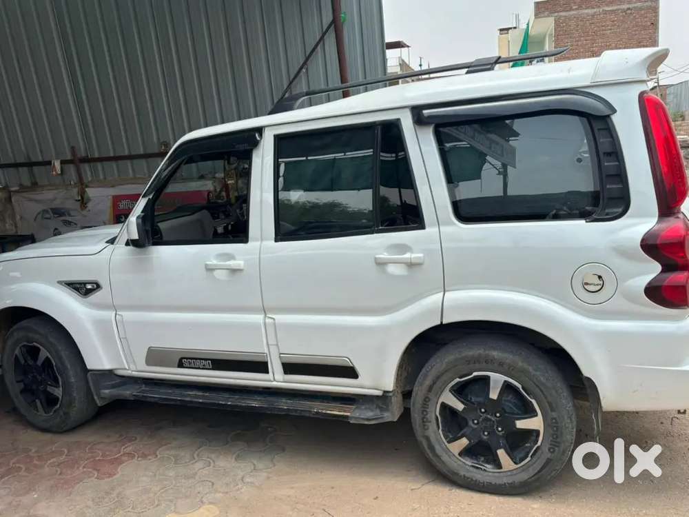 Mahindra Scorpio Classic 2018 Year Car